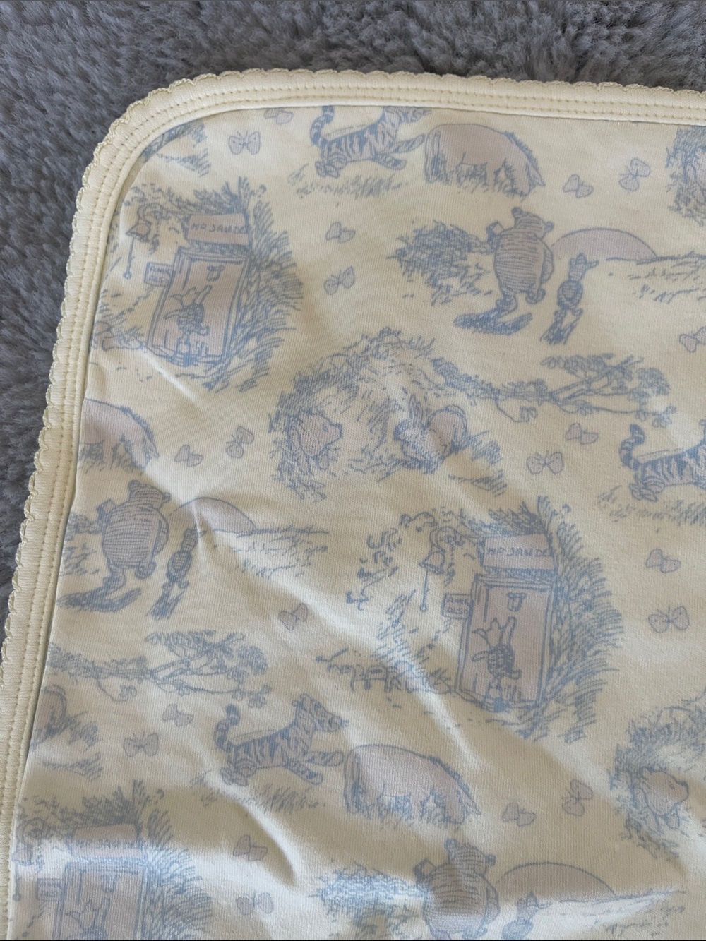 Vintage Walt Disney World Winnie The Pooh Baby Blanket - Picture 10 of 13